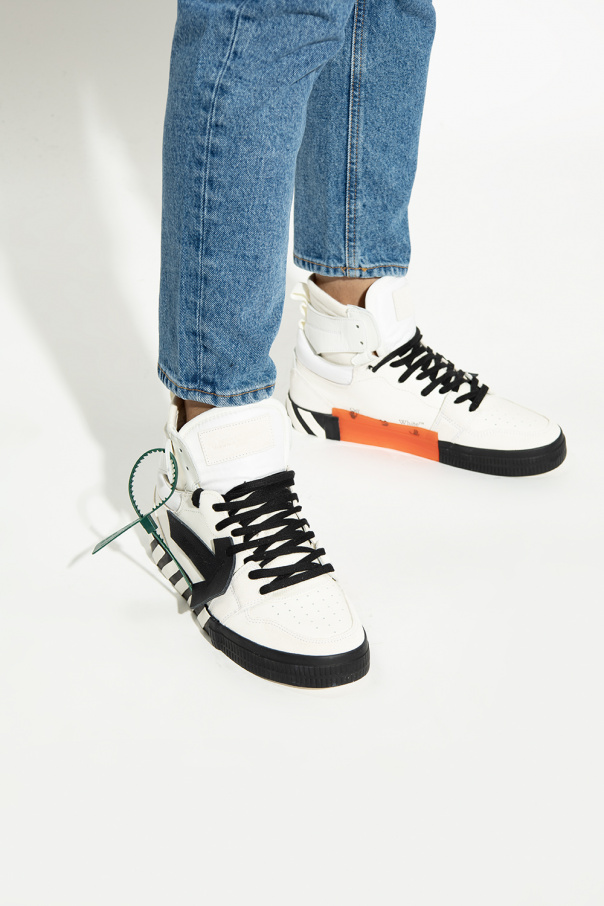 Off shops White Vulcanized Hightops